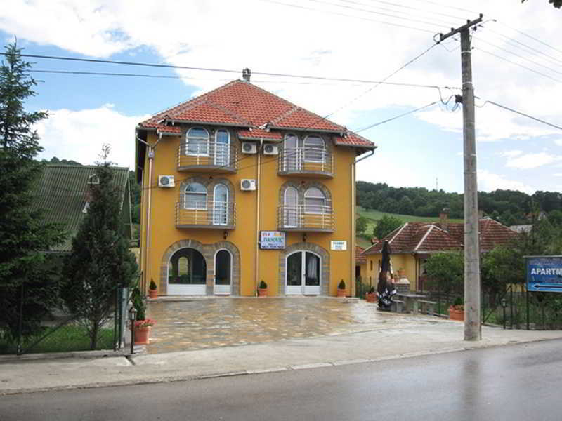 Hotel Зеница Екстериор снимка